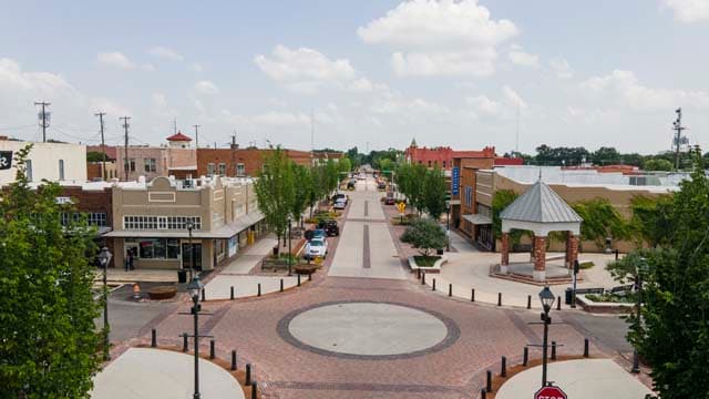 Commercial concrete construction in Ennis, TX